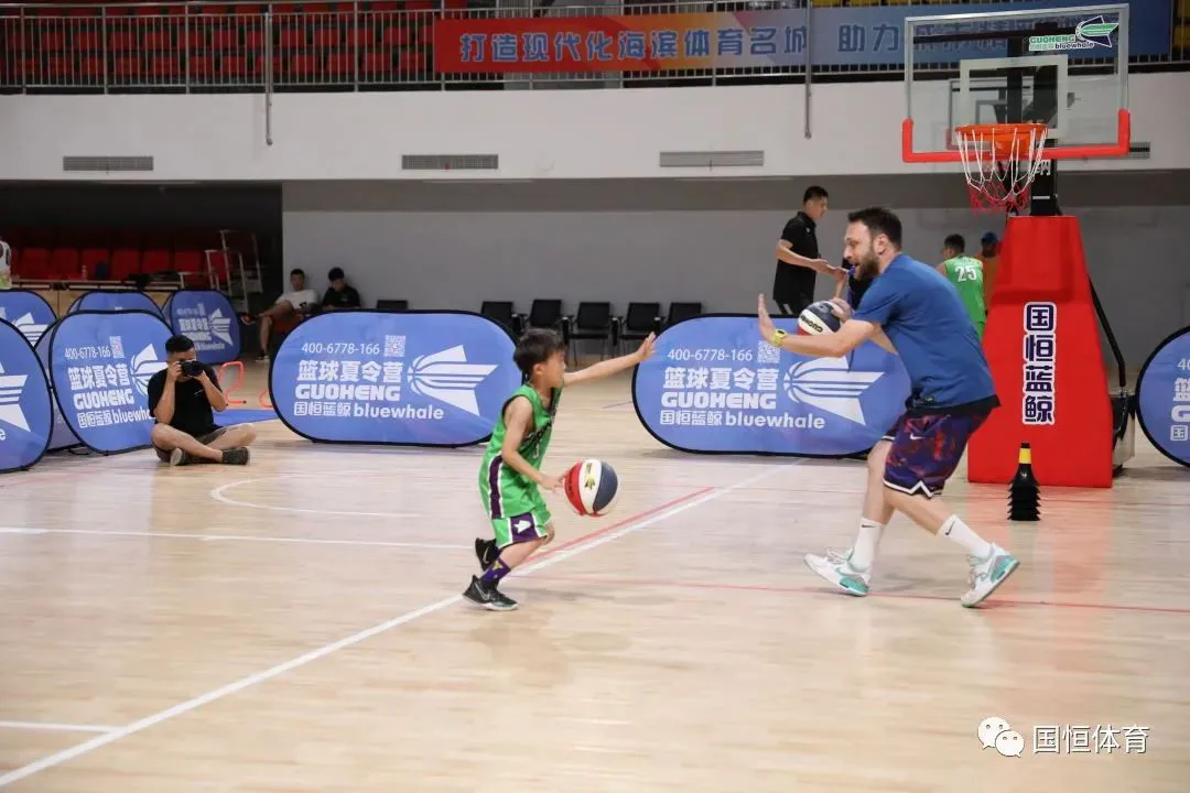 为什么篮球训练的价值对青少年发展如此重要?_2